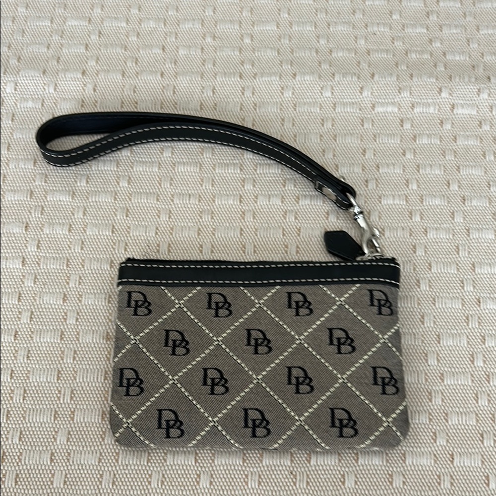 Dooney & Bourke Wristlet